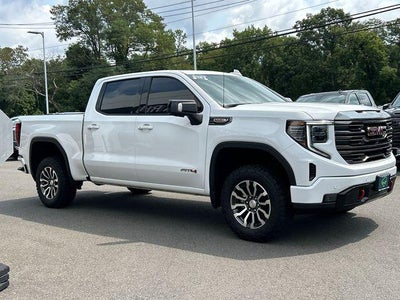 2023 GMC Sierra 1500 Crew Cab Short Box 4-Wheel Drive AT4