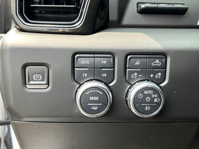 2023 GMC Sierra 1500 Crew Cab Short Box 4-Wheel Drive AT4