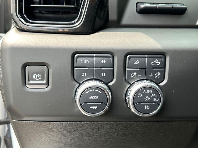 2023 GMC Sierra 1500 Crew Cab Short Box 4-Wheel Drive AT4