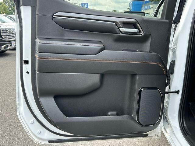 2023 GMC Sierra 1500 Crew Cab Short Box 4-Wheel Drive AT4
