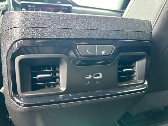2023 GMC Sierra 1500 Crew Cab Short Box 4-Wheel Drive AT4