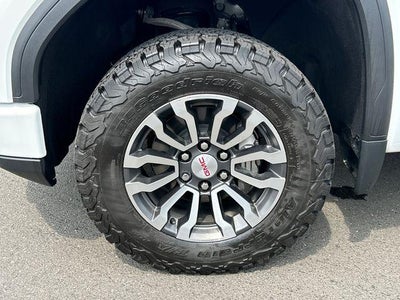 2023 GMC Sierra 1500 Crew Cab Short Box 4-Wheel Drive AT4