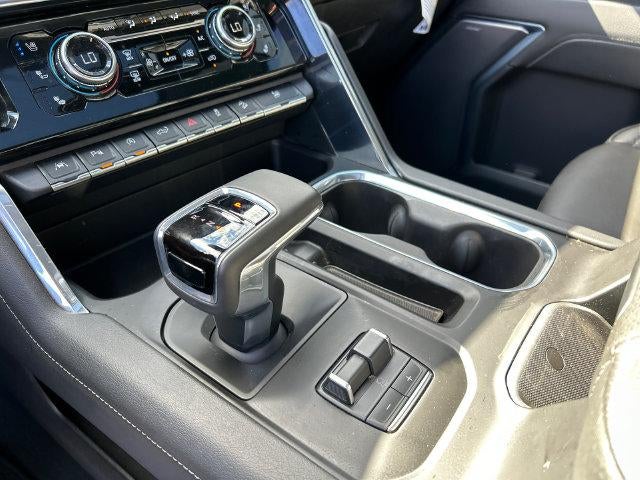 2023 GMC Sierra 1500 Crew Cab Short Box 4-Wheel Drive Denali