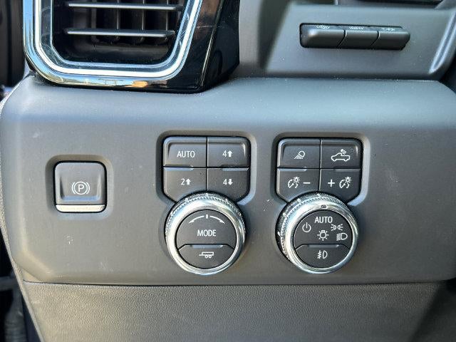 2023 GMC Sierra 1500 Crew Cab Short Box 4-Wheel Drive Denali
