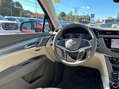 2026 Cadillac XT5 AWD 4dr Premium Luxury