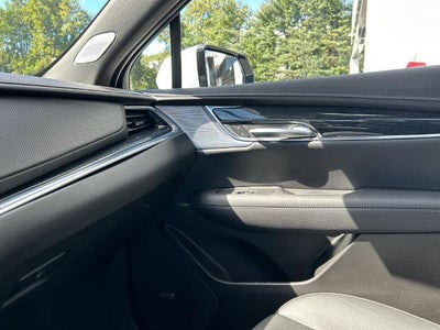 2023 Cadillac XT5 AWD 4dr Premium Luxury