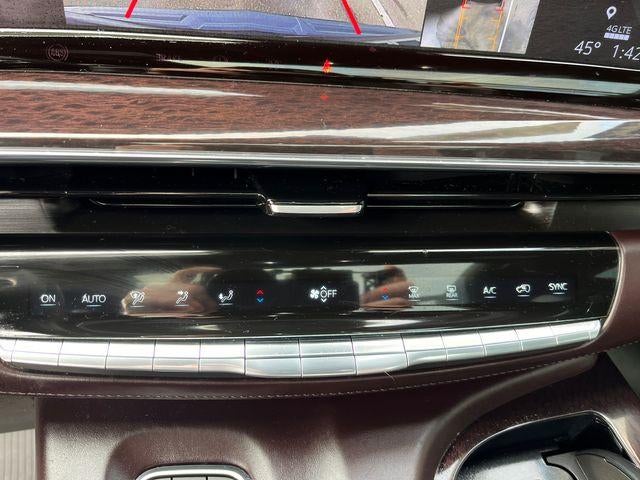 2022 Cadillac Escalade 4WD Sport Platinum