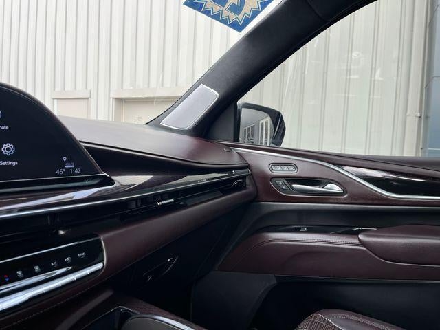 2022 Cadillac Escalade 4WD Sport Platinum