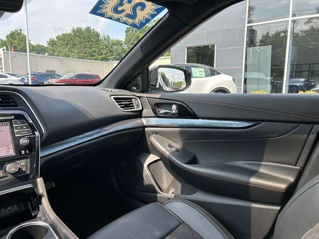 2023 Nissan Maxima SR CVT