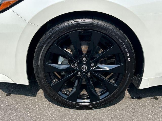 2023 Nissan Maxima SR CVT