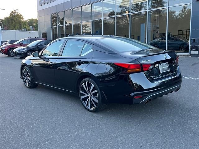 2022 Nissan Altima 2.0 SR Sedan