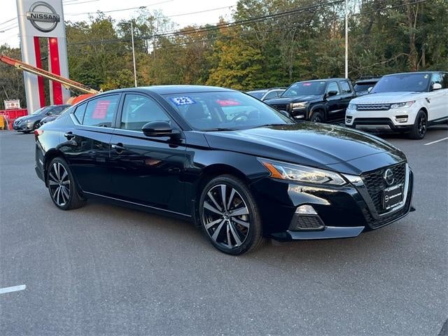 2022 Nissan Altima 2.0 SR Sedan