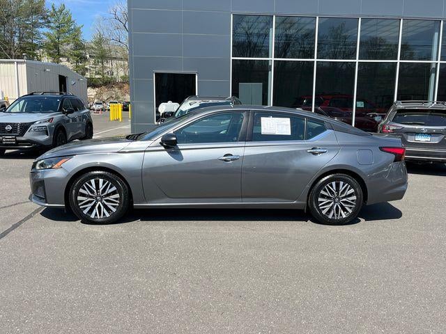 2024 Nissan Altima 2.5 SV Sedan