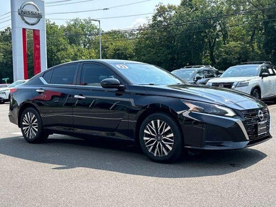 2023 Nissan Altima 2.5 SV AWD Sedan