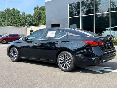 2023 Nissan Altima 2.5 SV AWD Sedan