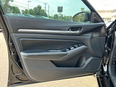 2023 Nissan Altima 2.5 SV AWD Sedan