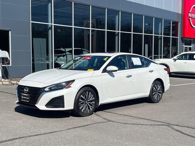 2024 Nissan Altima 2.5 SV AWD Sedan