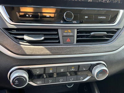 2024 Nissan Altima 2.5 SV AWD Sedan