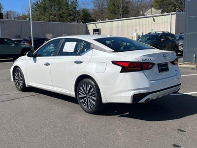 2024 Nissan Altima 2.5 SV AWD Sedan