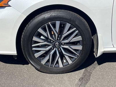 2024 Nissan Altima 2.5 SV AWD Sedan