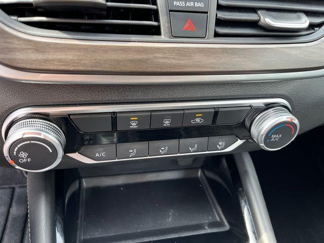 2023 Nissan Altima 2.5 SV AWD Sedan