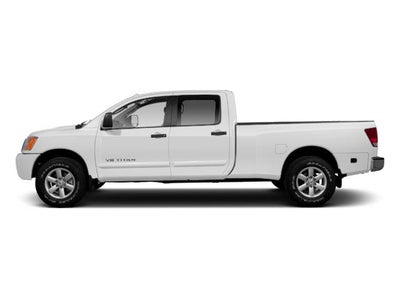 2010 Nissan Titan 4WD Crew Cab Short Bed XE