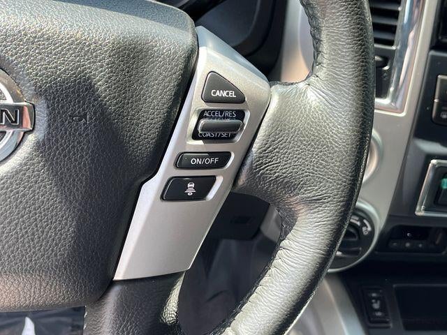 2021 Nissan Titan 4x4 Crew Cab SV