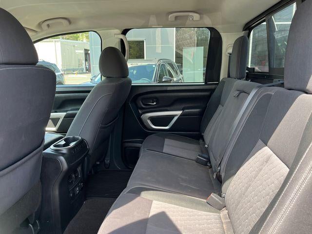 2021 Nissan Titan 4x4 Crew Cab SV