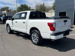 2021 Nissan Titan 4x4 Crew Cab SV
