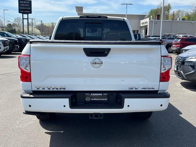 2021 Nissan Titan 4x4 Crew Cab SV