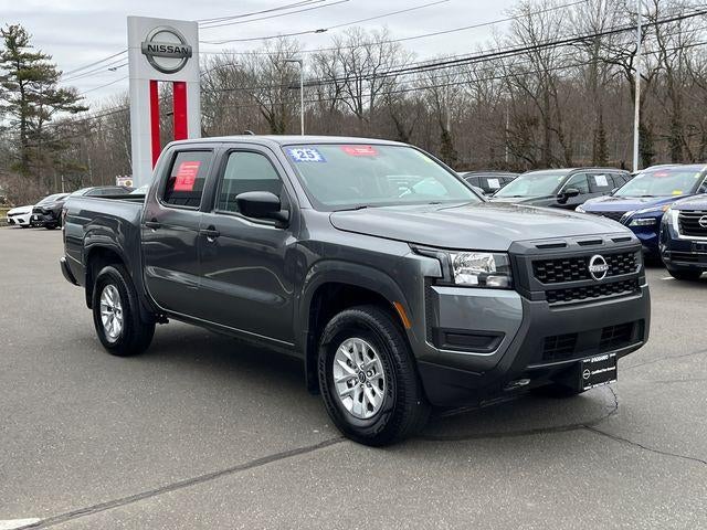 2025 Nissan Frontier Crew Cab 4x4 S