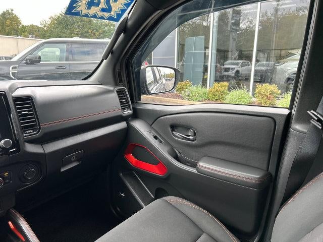 2024 Nissan Frontier Crew Cab 4x4 PRO-4X