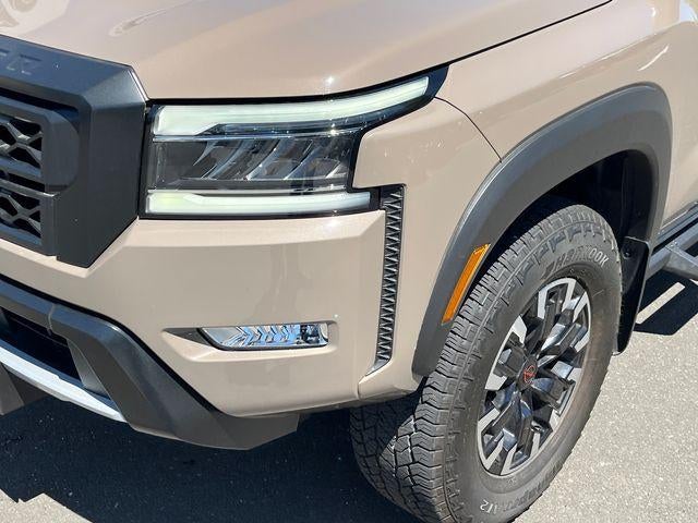 2023 Nissan Frontier Crew Cab 4x4 PRO-4X Auto