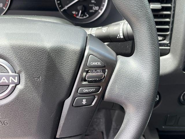2023 Nissan Frontier Crew Cab 4x4 SV Auto