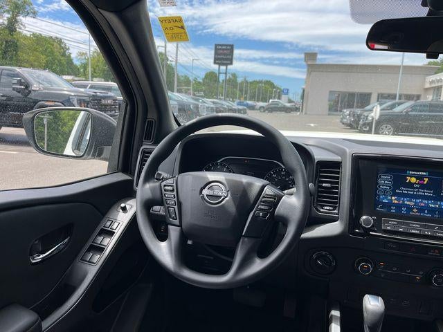 2023 Nissan Frontier Crew Cab 4x4 SV Auto