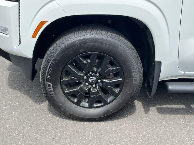 2023 Nissan Frontier Crew Cab 4x4 SV Auto