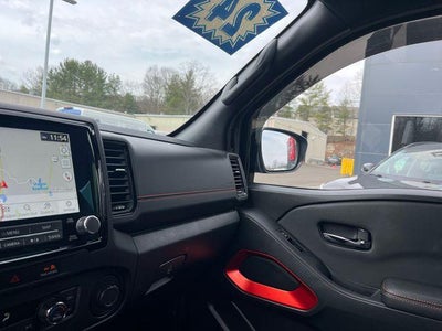 2024 Nissan Frontier Crew Cab 4x4 PRO-4X