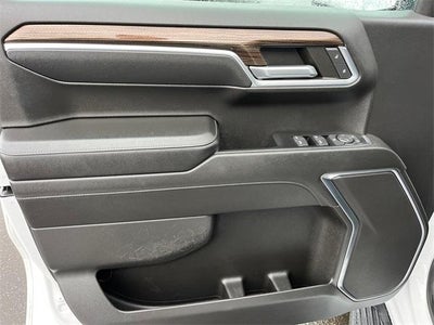 2022 Chevrolet Silverado 1500 Crew Cab Short Box 4-Wheel Drive RST