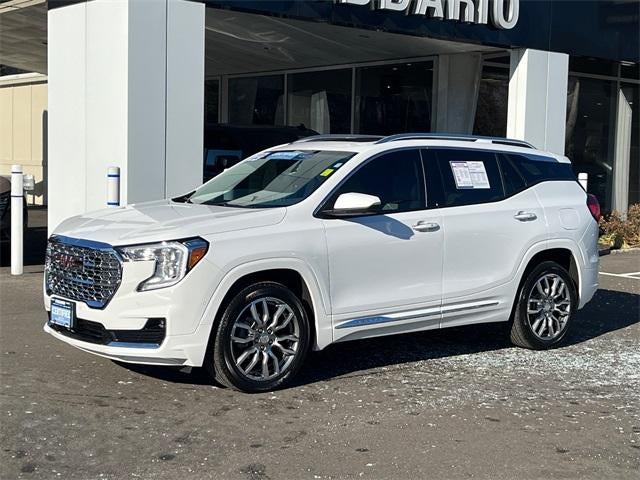 2023 GMC Terrain AWD 4dr Denali