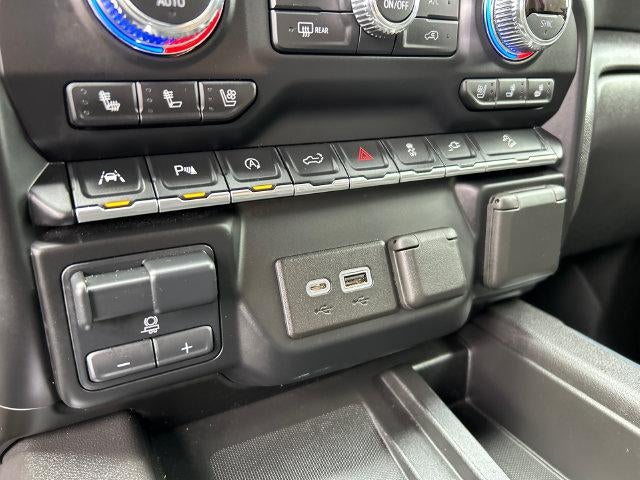 2021 GMC Sierra 1500 Crew Cab Standard Box 4-Wheel Drive AT4