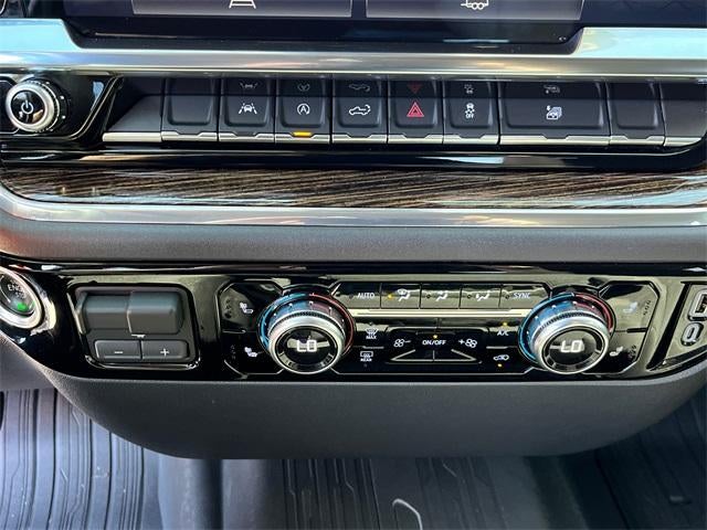 2024 GMC Sierra 1500 Crew Cab Short Box 2-Wheel Drive Elevation