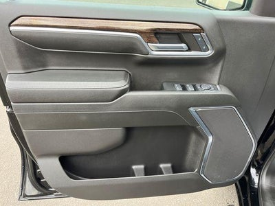 2024 GMC Sierra 1500 Crew Cab Short Box 4-Wheel Drive Elevation 3VL