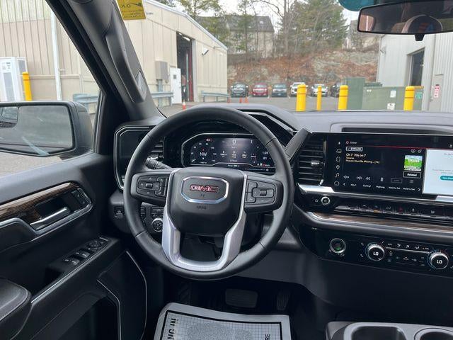 2024 GMC Sierra 1500 Crew Cab Short Box 4-Wheel Drive Elevation 3VL