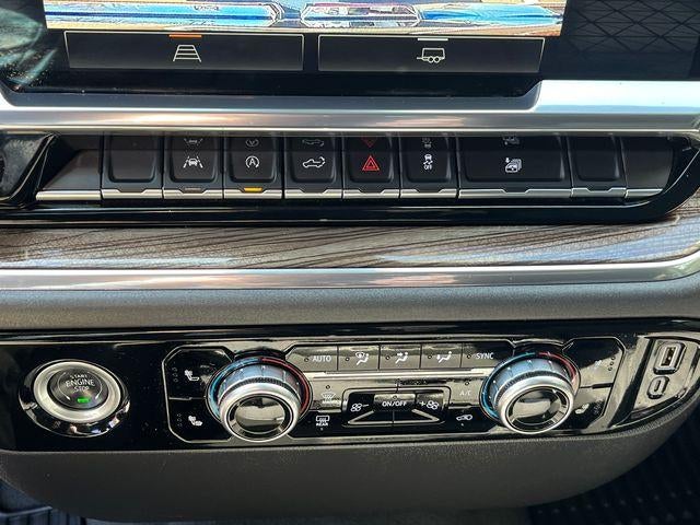 2024 GMC Sierra 1500 Crew Cab Short Box 4-Wheel Drive Elevation 3VL