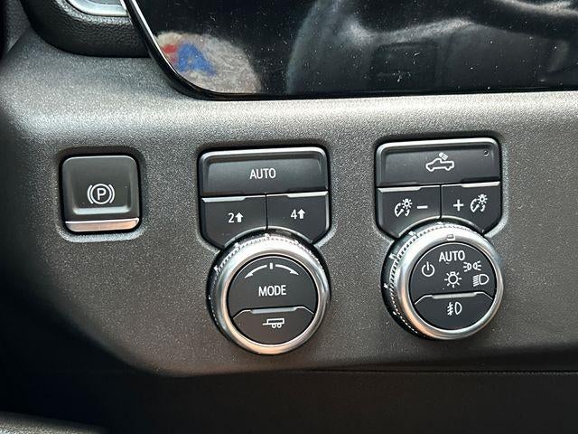 2024 GMC Sierra 1500 Crew Cab Short Box 4-Wheel Drive Elevation 3VL
