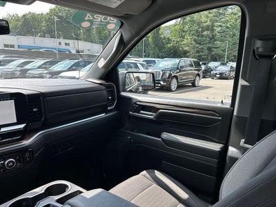 2024 GMC Sierra 1500 Crew Cab Short Box 4-Wheel Drive Elevation 3VL