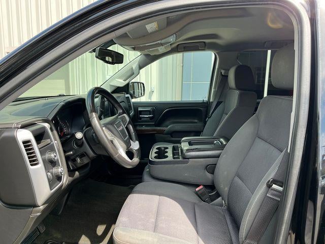 2016 GMC Sierra 1500 Crew Cab Short Box 4-Wheel Drive SLE