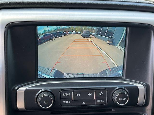 2016 GMC Sierra 1500 Crew Cab Short Box 4-Wheel Drive SLE