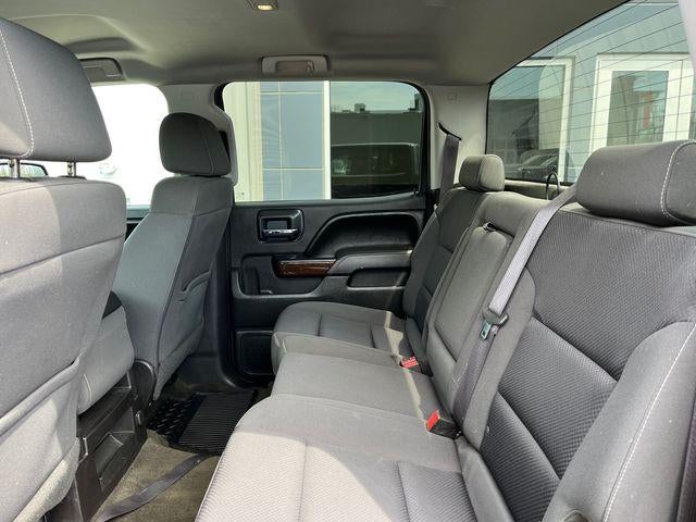 2016 GMC Sierra 1500 Crew Cab Short Box 4-Wheel Drive SLE