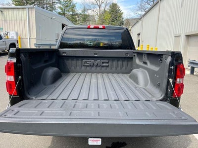 2016 GMC Sierra 1500 Crew Cab Short Box 4-Wheel Drive SLE